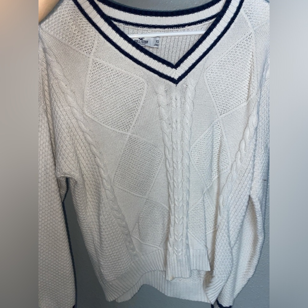 White Hollister Cable Knit Sweater